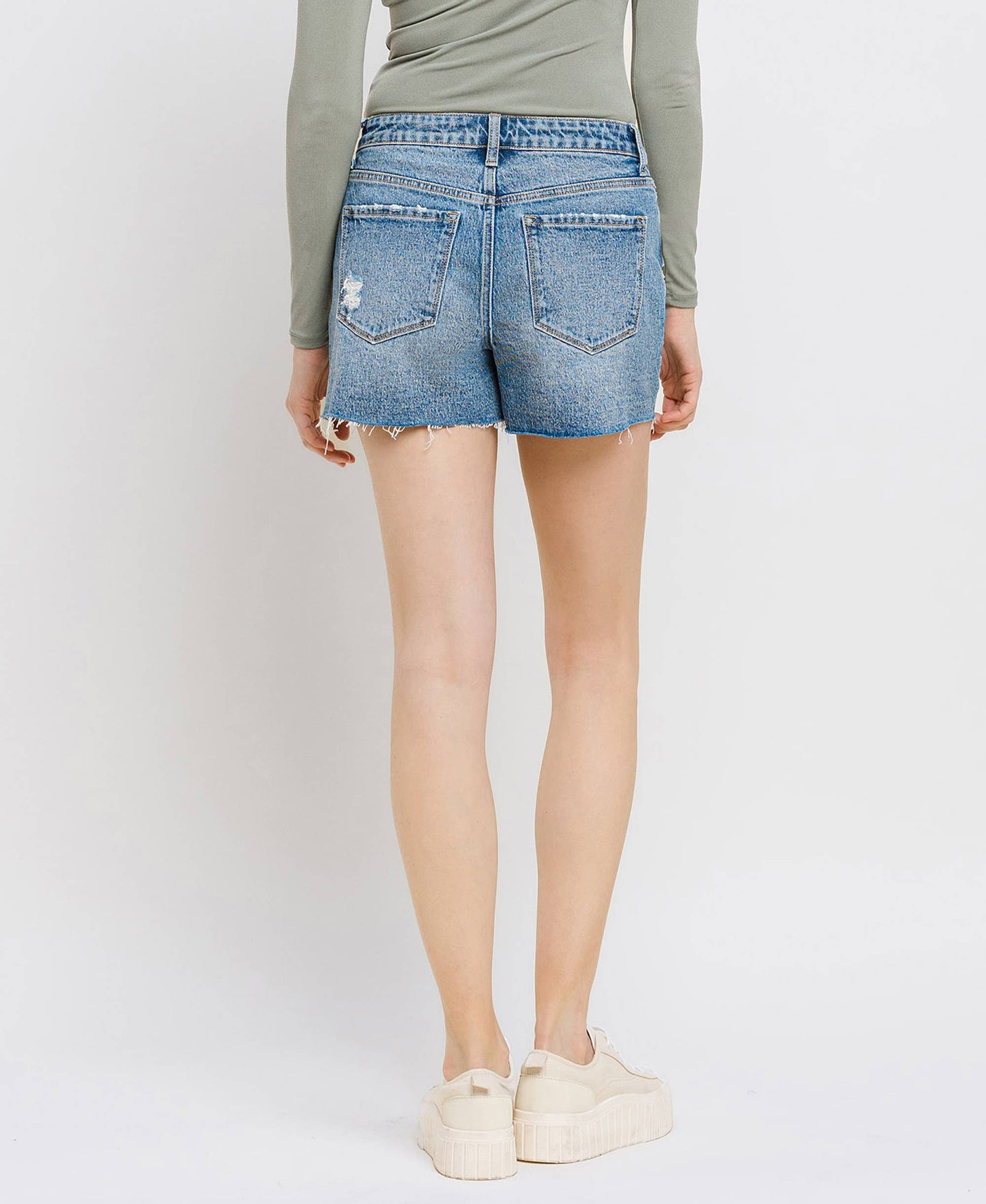 HIGH RISE MOM SHORTS