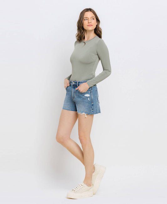 HIGH RISE MOM SHORTS