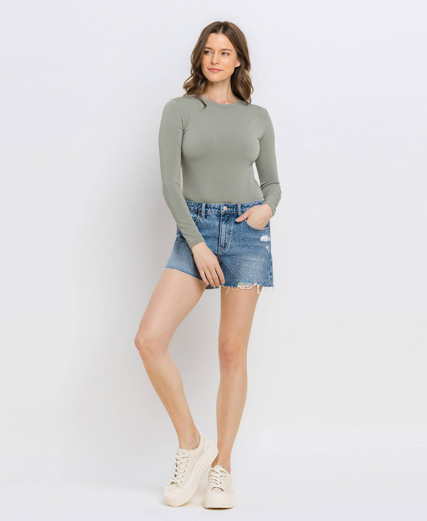 HIGH RISE MOM SHORTS